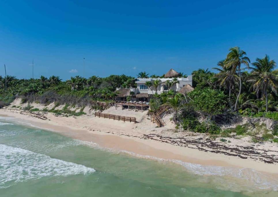 Luxury 5-Br Beachfront Home In Tulum Casa Sofia Gato Exteriör bild