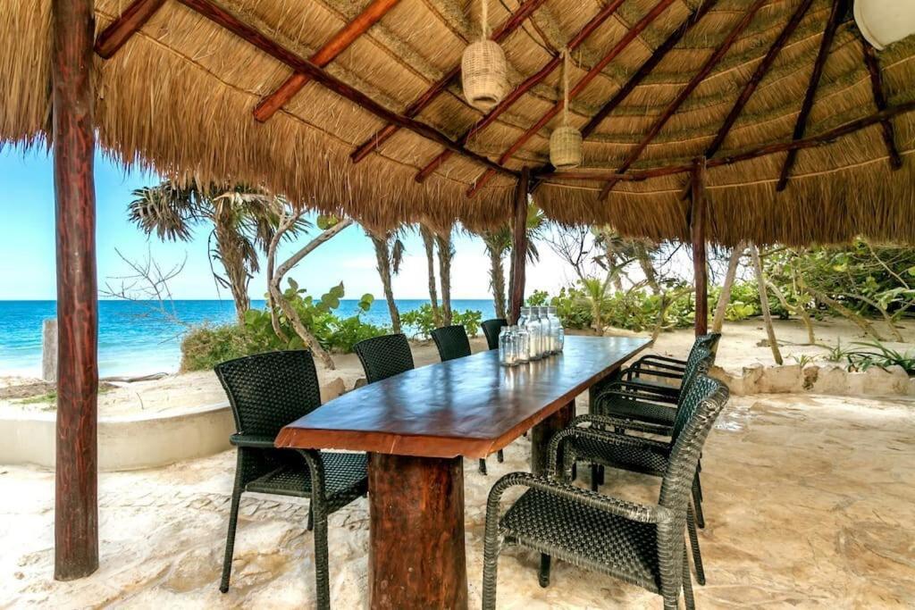 Luxury 5-Br Beachfront Home In Tulum Casa Sofia Gato Exteriör bild