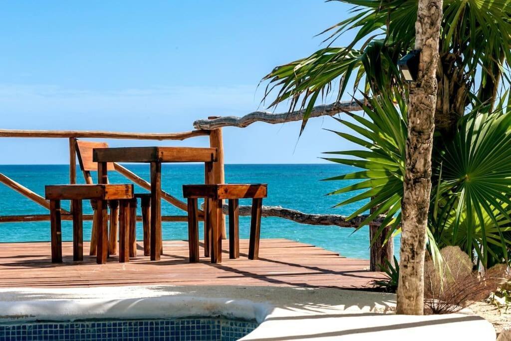 Luxury 5-Br Beachfront Home In Tulum Casa Sofia Gato Exteriör bild