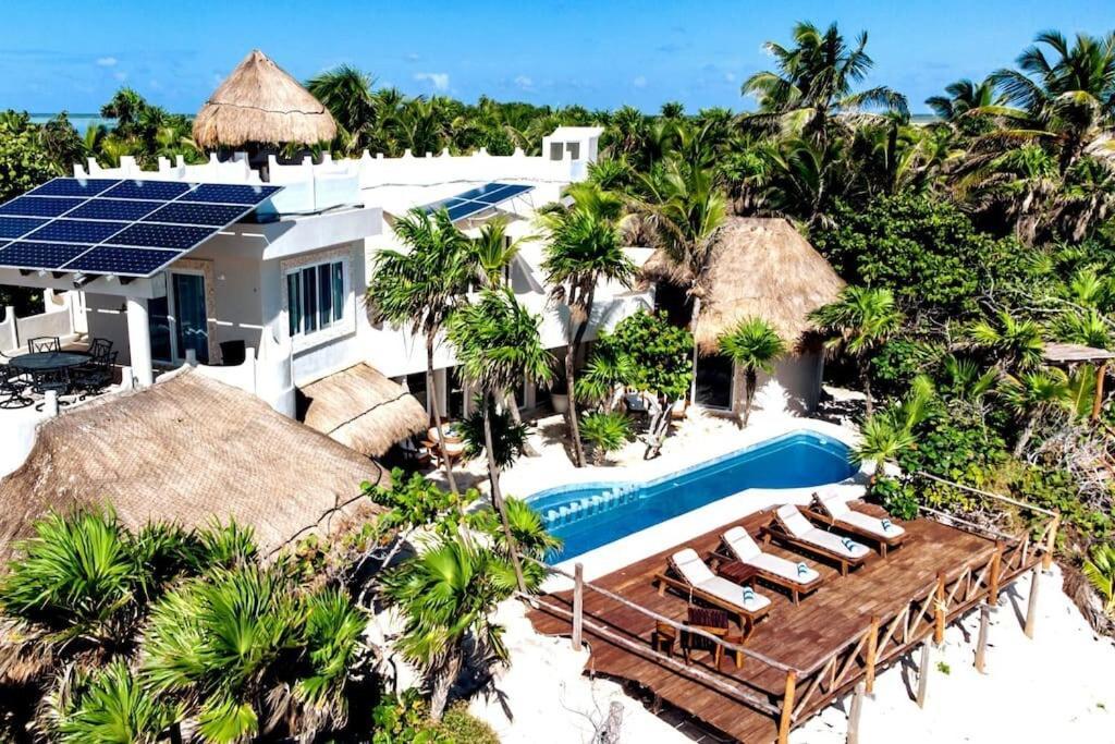 Luxury 5-Br Beachfront Home In Tulum Casa Sofia Gato Exteriör bild