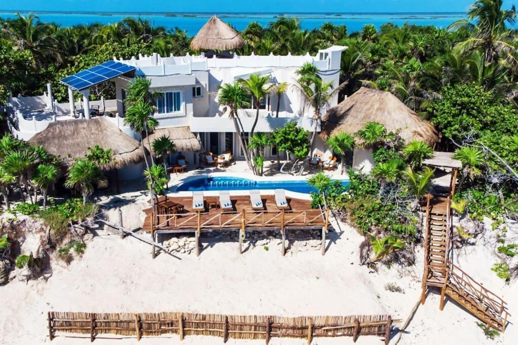 Luxury 5-Br Beachfront Home In Tulum Casa Sofia Gato Exteriör bild